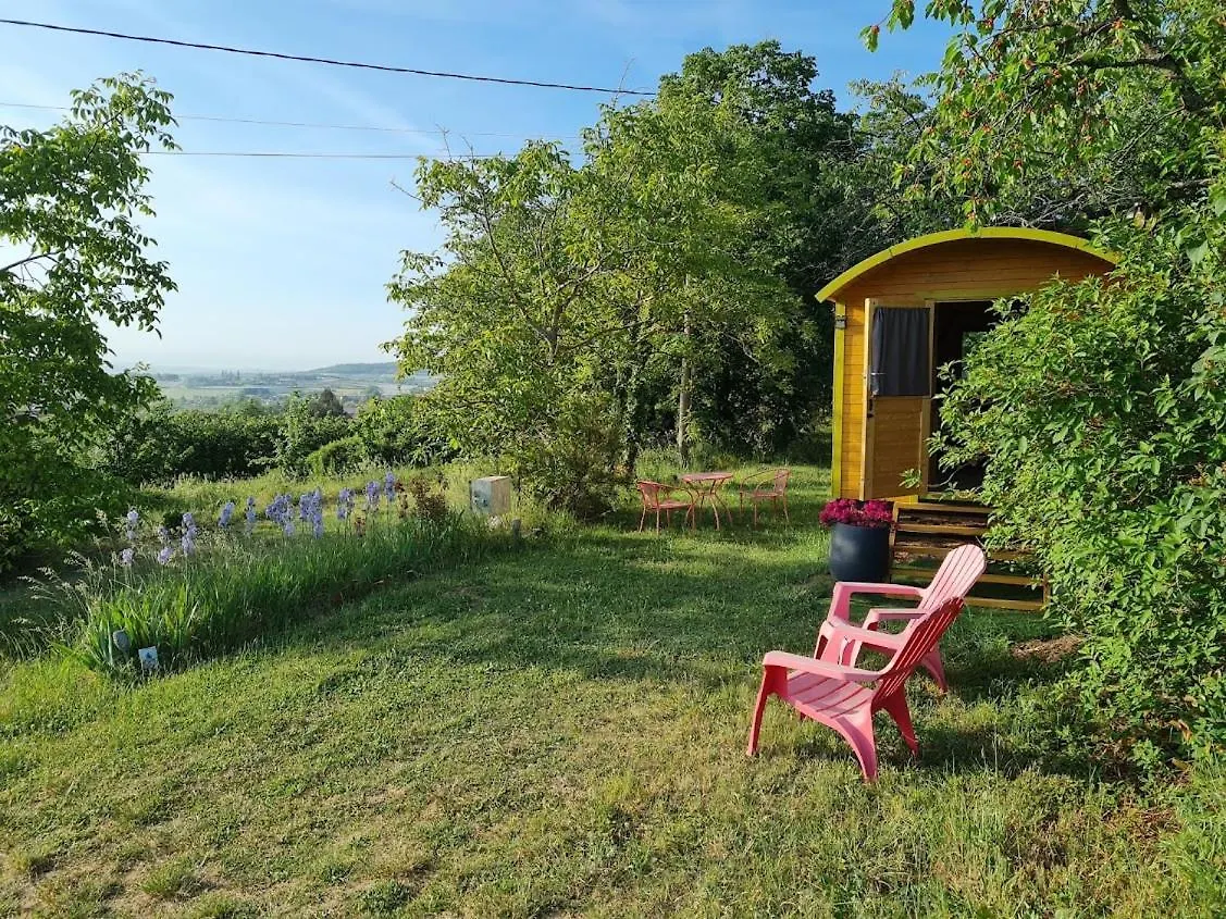 Les Roulottes Du Pilat Hotel Maclas France